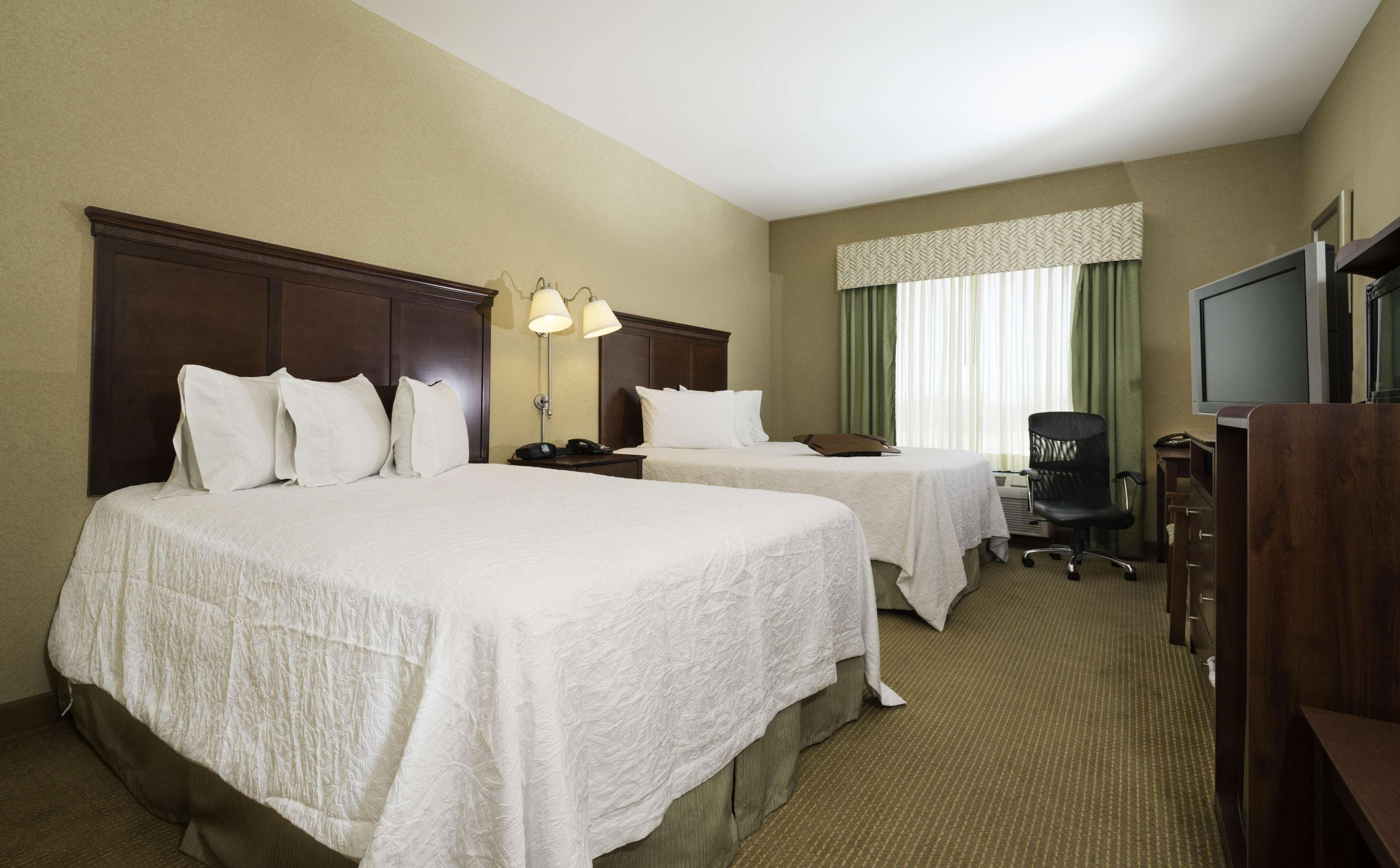 Hotel Hampton & I-20 3*