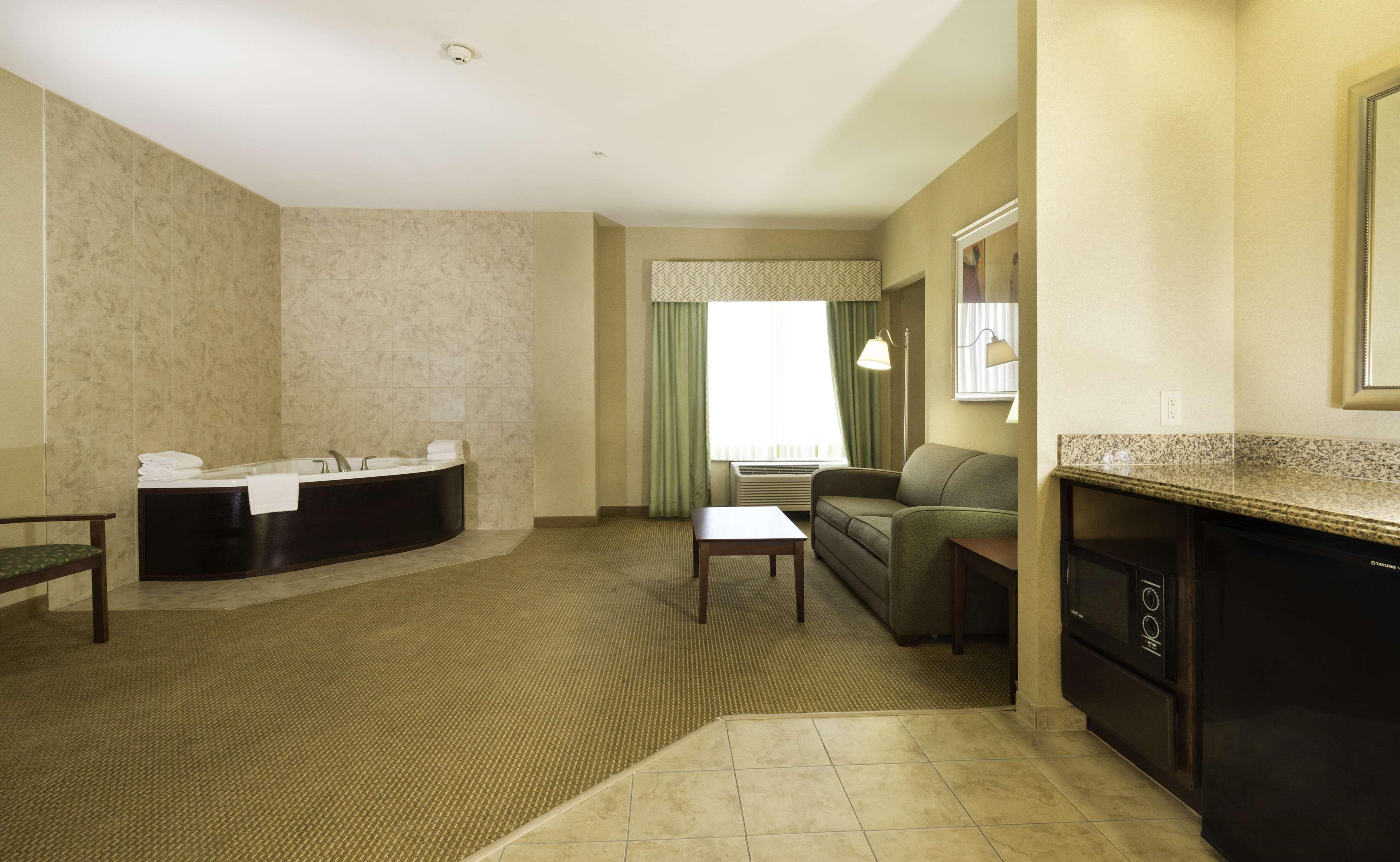 Hotel Hampton & I-20