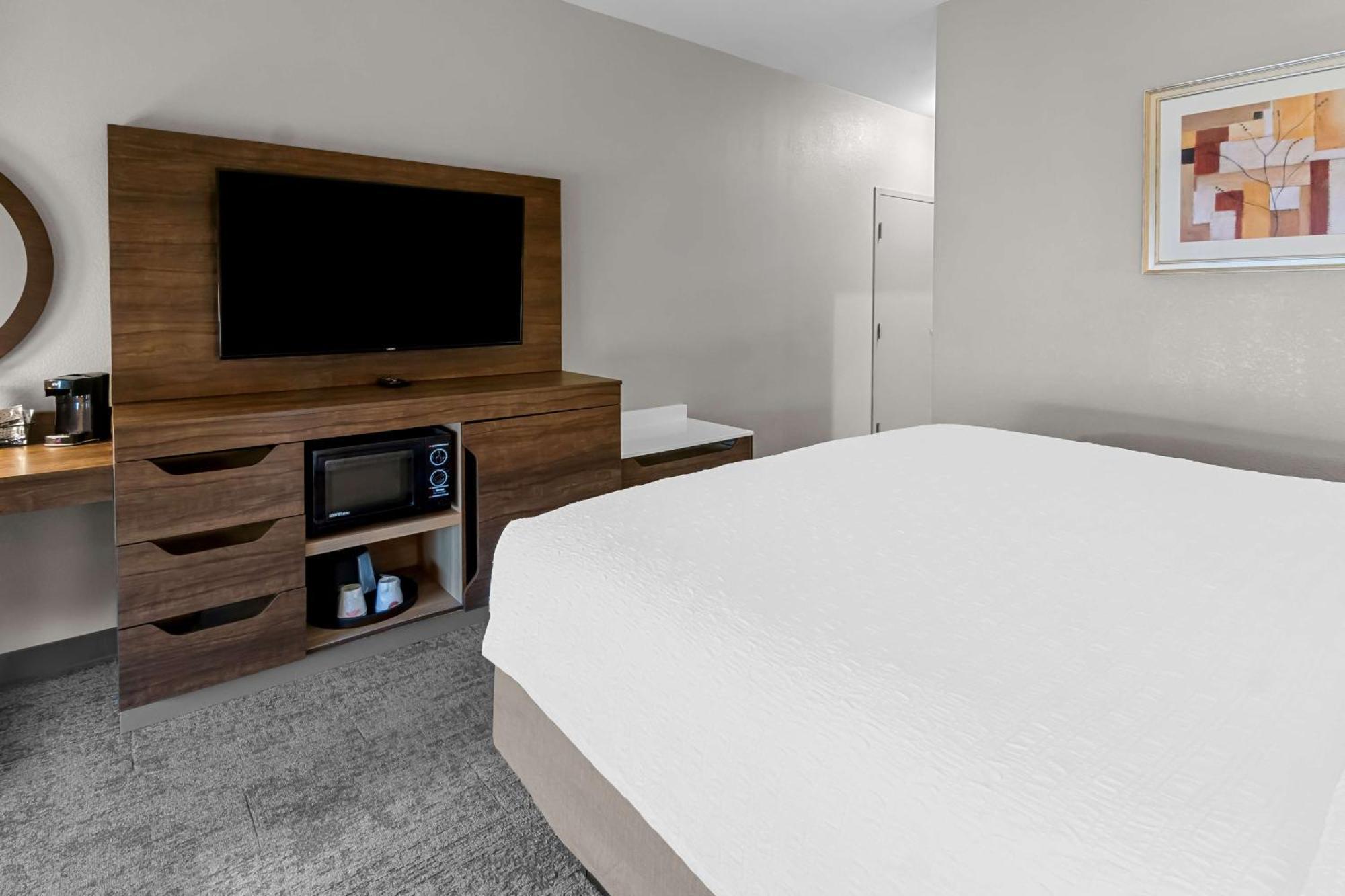 Hampton Inn&suites I-20 Hotel